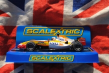 ScaleXtric C2988  RENAULT F1 2009 No.8 N.PIQUET